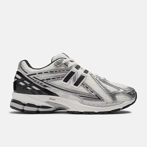 New Balance 1906R Silver Metallic M1906RER