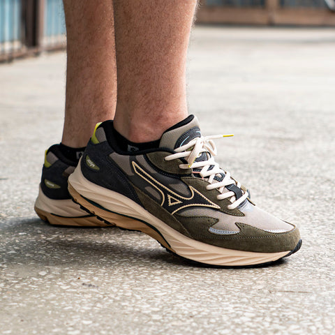 Wave Rider β Vintage Khaki | Black Sand